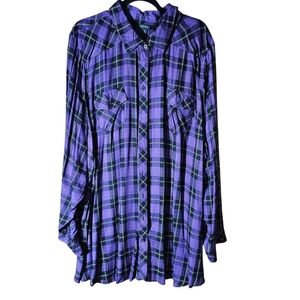 NWT Size 6 - Torrid Purple and Black Plaid Shirt